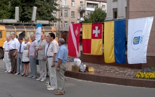 Під час виконання гімну волинські чиновники повернулися задом до державного прапора, – журналіст